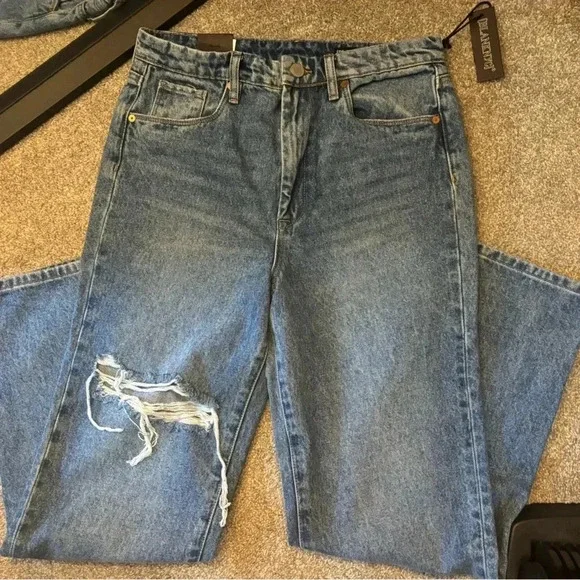 NWT BLANKNYC Relaxed High Rise Straight Leg Rip Loose Fit Jeans - Picture 5 of 7